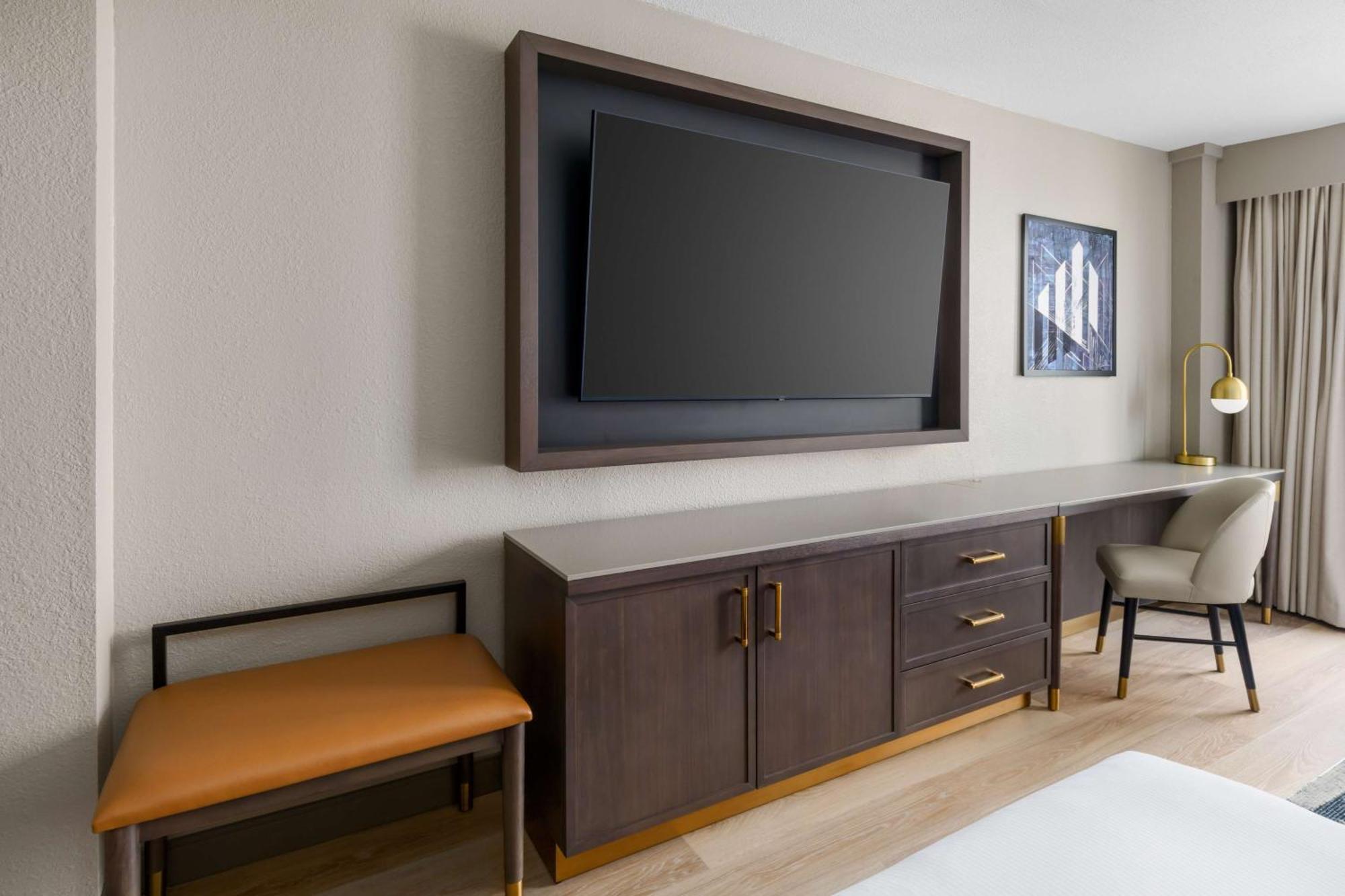Doubletree By Hilton Charlotte City Center Zewnętrze zdjęcie