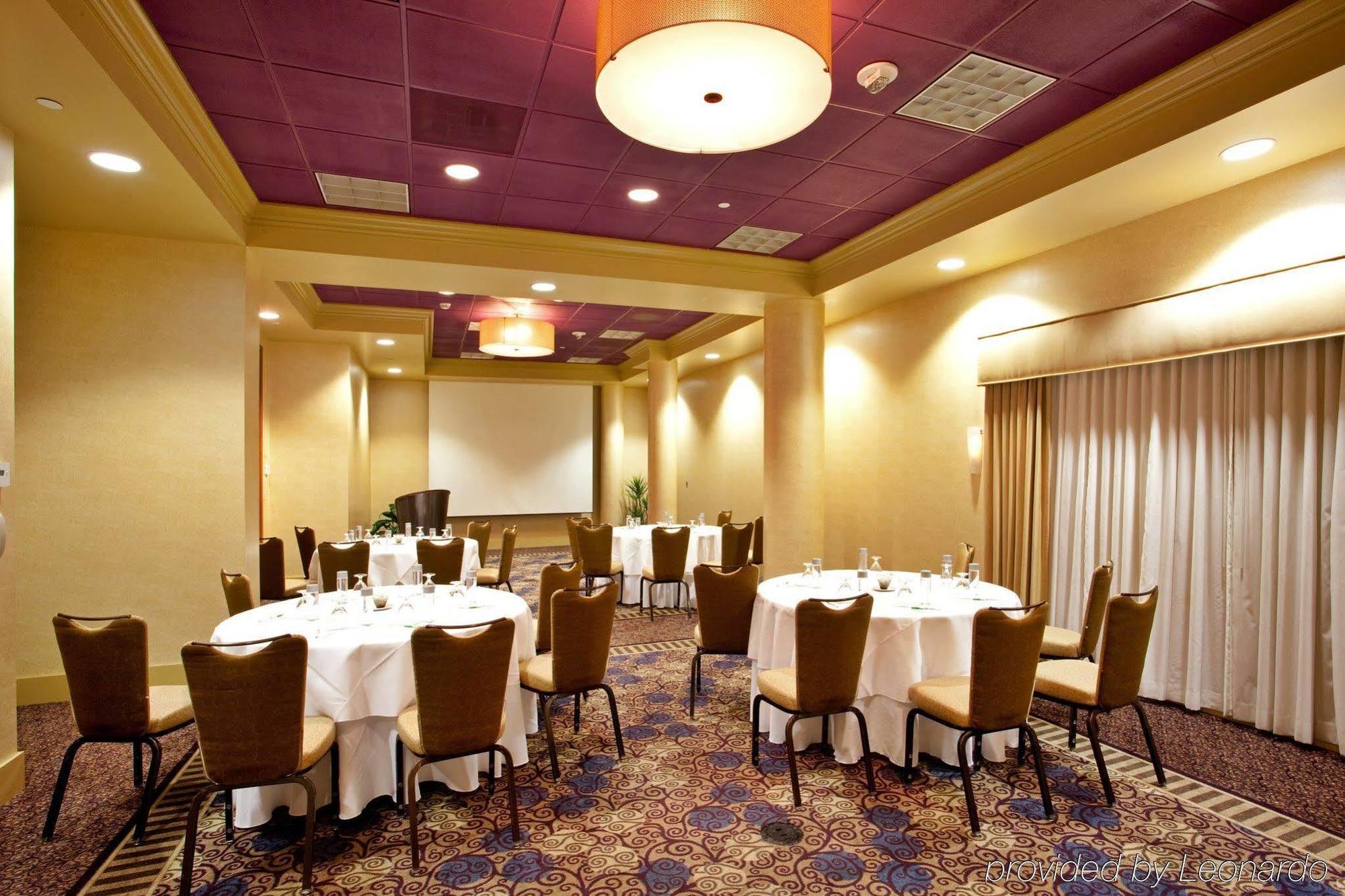 Doubletree By Hilton Charlotte City Center Zewnętrze zdjęcie